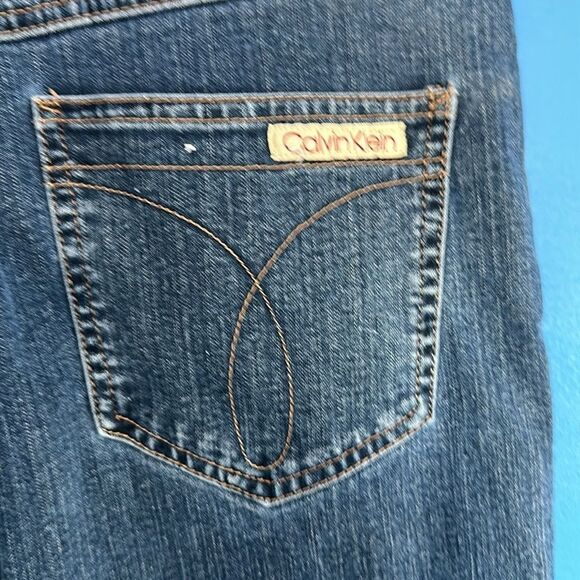 Calvin Klein Women’s Vintage Boot Cut Jeans Size 12 Blue Denim Classic Fit - Picture 3 of 5